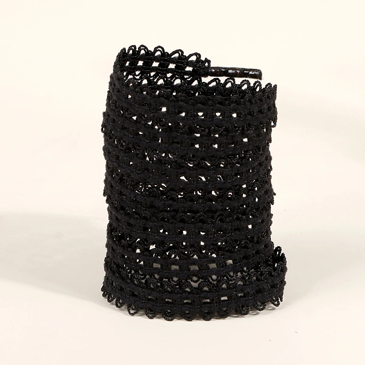 (2 pairs)New flat black and white shoelaces, suitable for men's and women's casual sports shoes with lace trim.