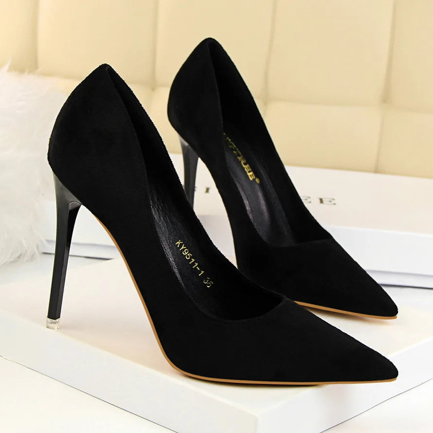 Concise Shallow Ladies Office Shoes 2025 New Soft Flock Pointed Toe Women Pumps Fashion High Heels Red Wedding Bride Shoes Woman