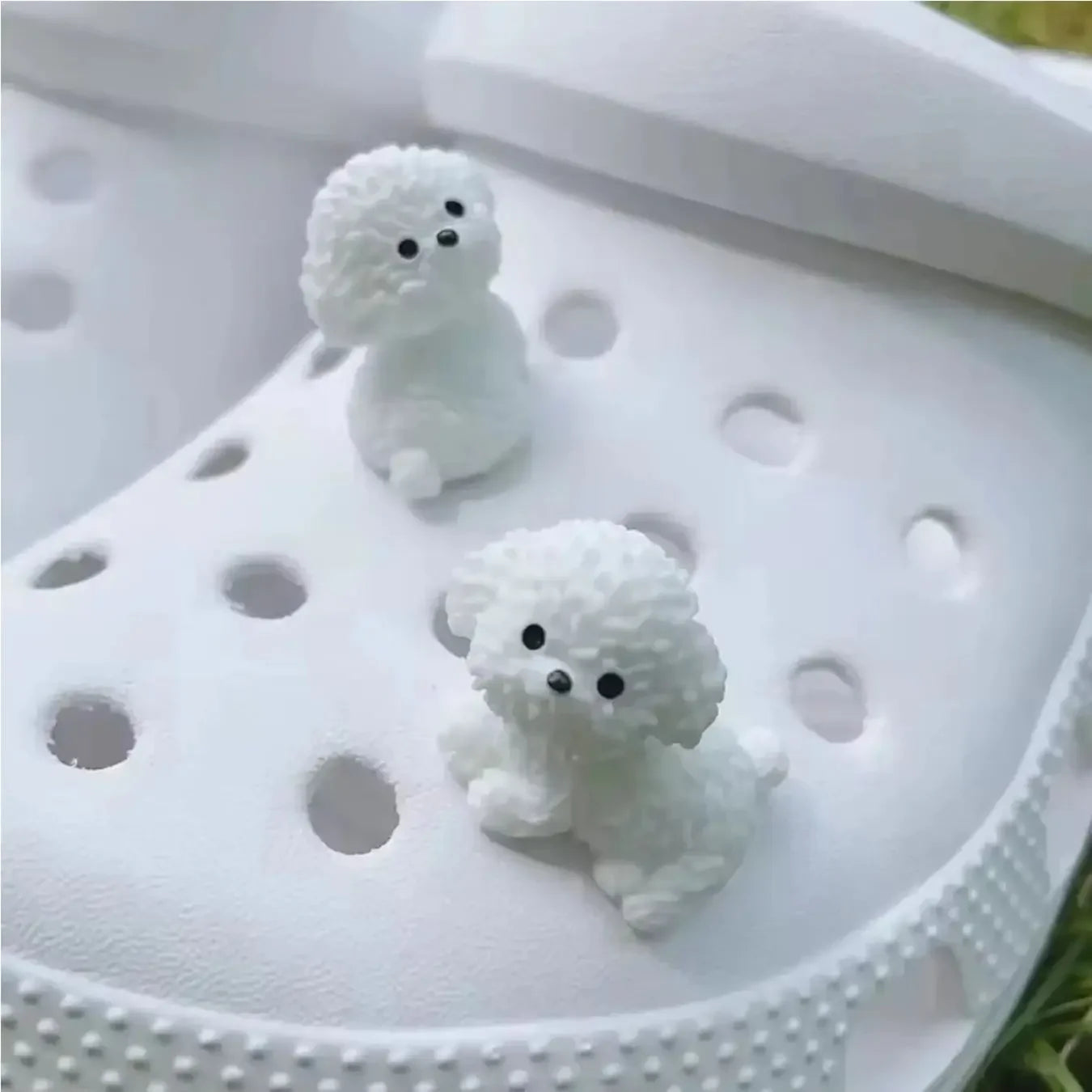 3D Cute Puppy Shoe Decoration Pendant Mini Cute Bichon Frise Dog Figurines Diy Detachable For Clogs Sandal Beach Party Gifts
