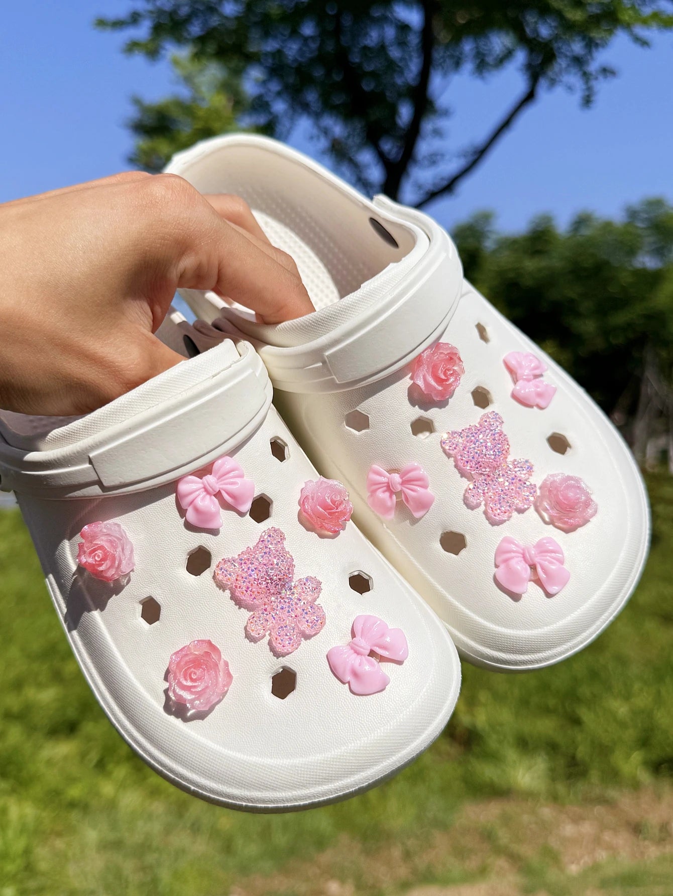 12 pieces of pink glitter bear, gradient rose, bow shoe buckle DIY decoration, sandals, slippers, beach bag multi-functional sho