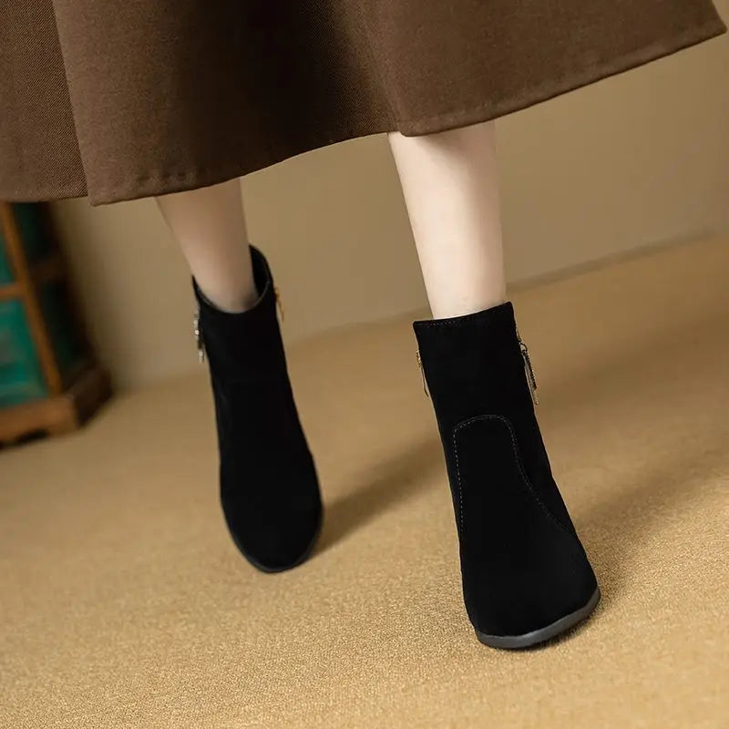 REAVE CAT Mature Female Ankle Boots Round Toe Chunky Heels Black 7.5cm Big Size 42 44 45 46 47 48 49 50 51 52 US18 Women Bota