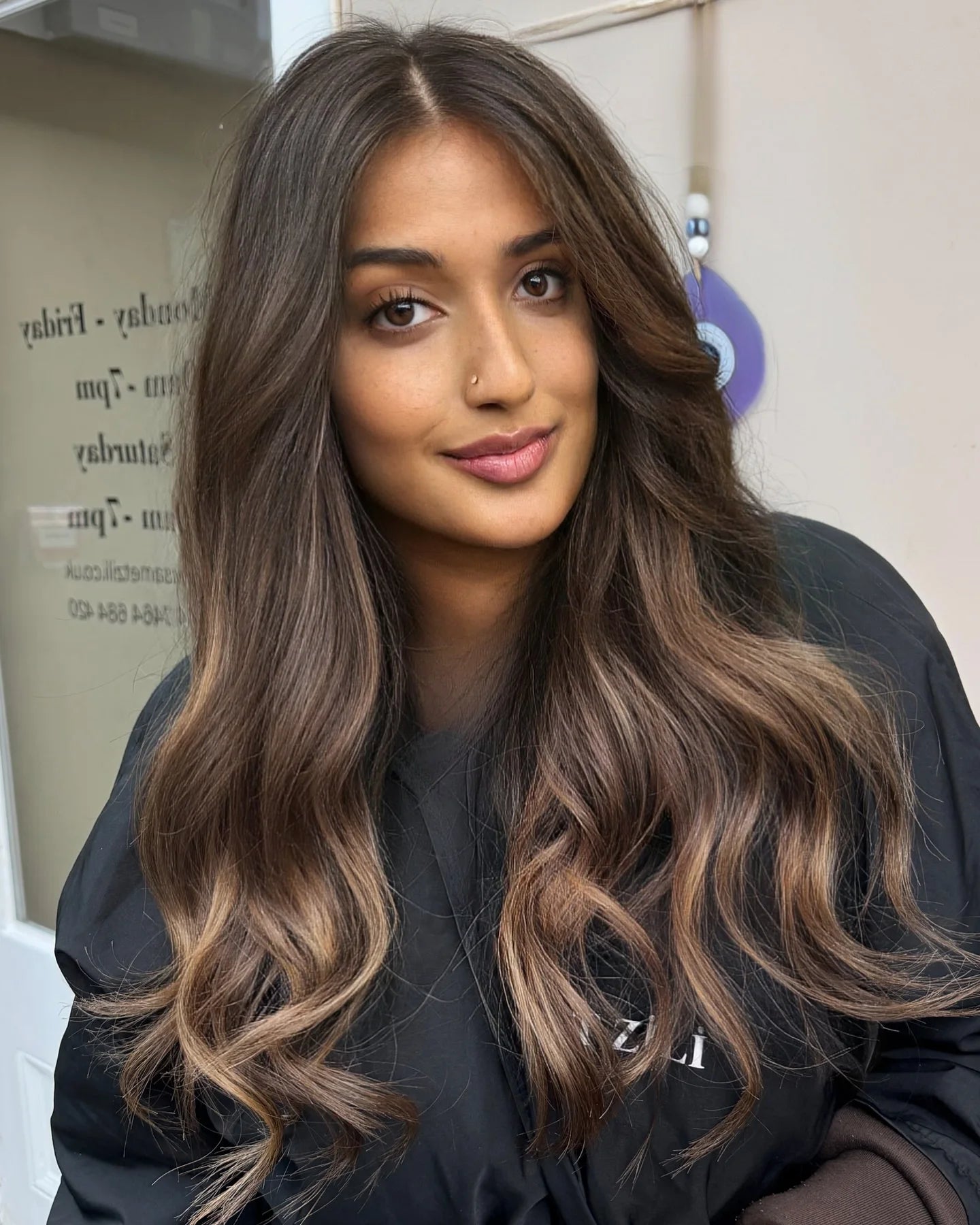 Long Natural Wavy Chestnut brown Wig Realistic And Natural Luxury Synthetic Lace Wigs For Women Cosplay Party