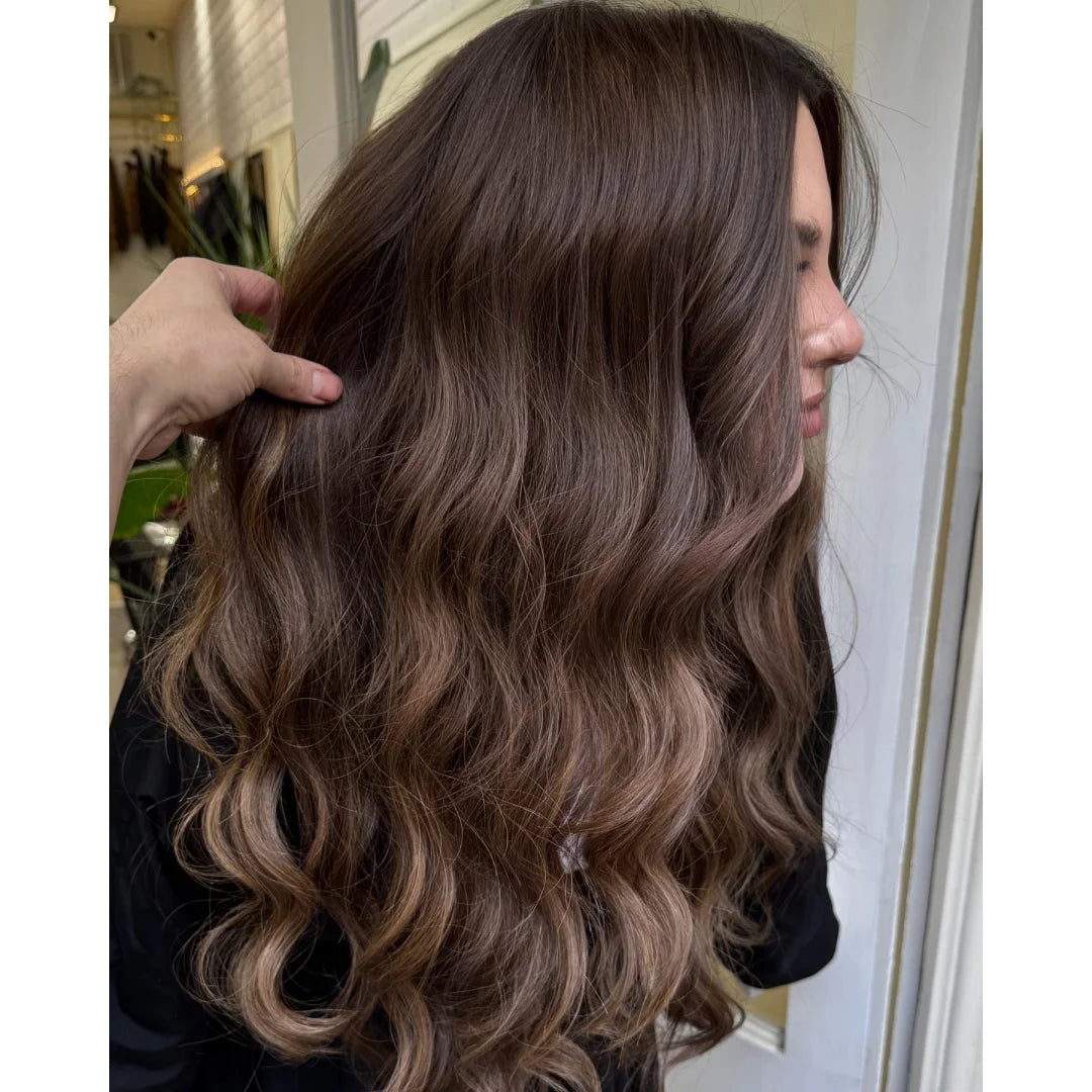 Long Natural Wavy Chestnut brown Wig Realistic And Natural Luxury Synthetic Lace Wigs For Women Cosplay Party