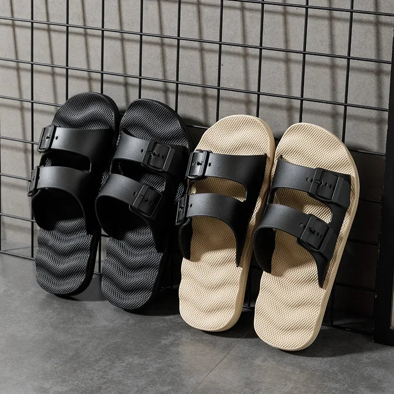Slippers for Men In Summer Outdoor Wear Home Use Couples Indoor Soft Soles Bathrooms Non-skid Extra Large 4849 Sandals Slippers